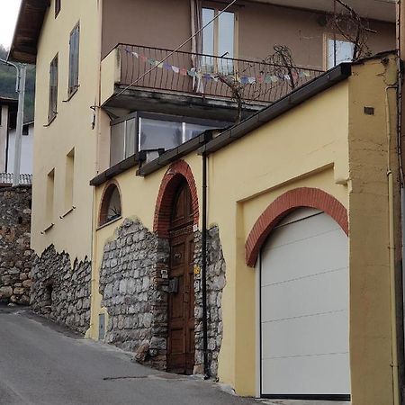 Ca Del Tita Apartment Capo di Ponte Luaran gambar