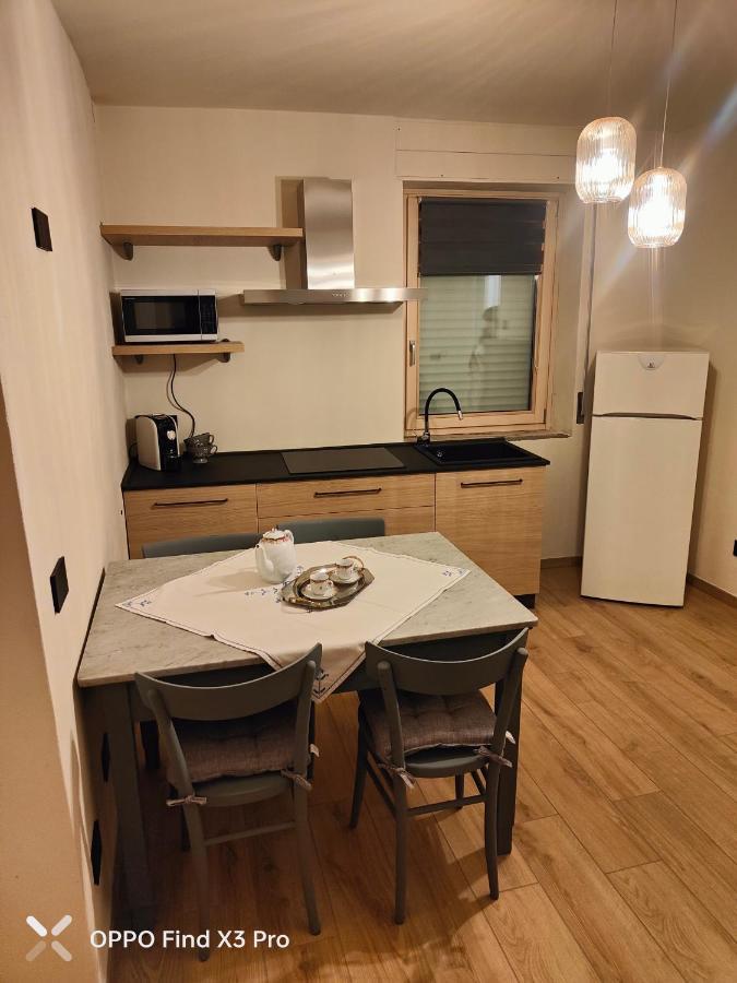 Ca Del Tita Apartment Capo di Ponte Luaran gambar