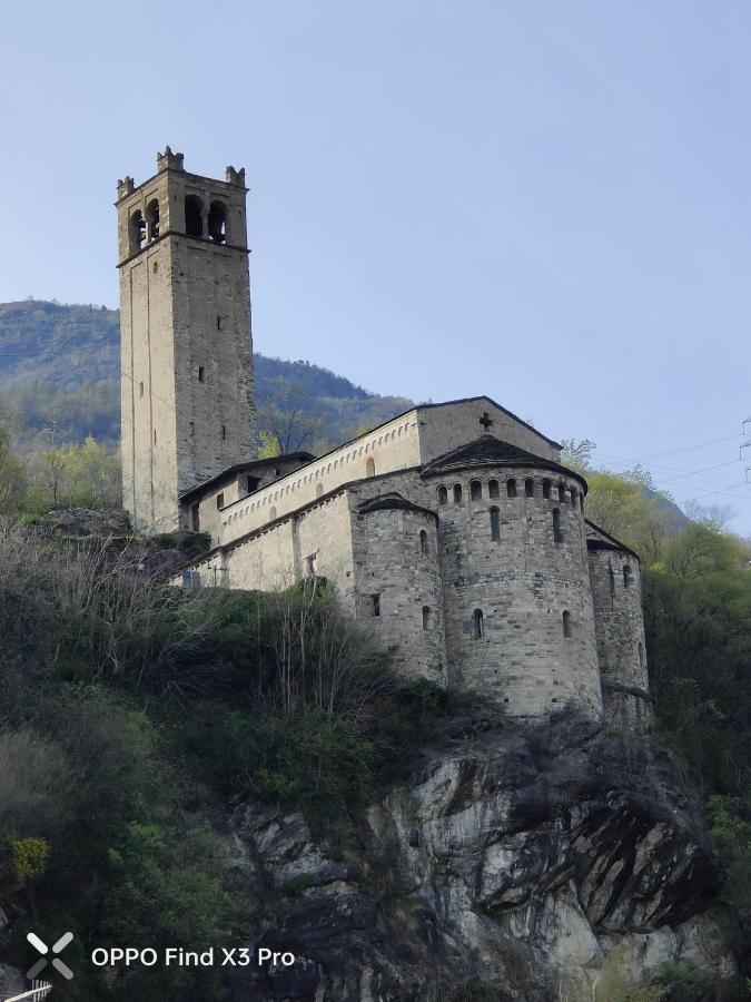 Ca Del Tita Apartment Capo di Ponte Luaran gambar